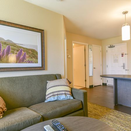 Candlewood Suites Medford By Ihg Extérieur photo