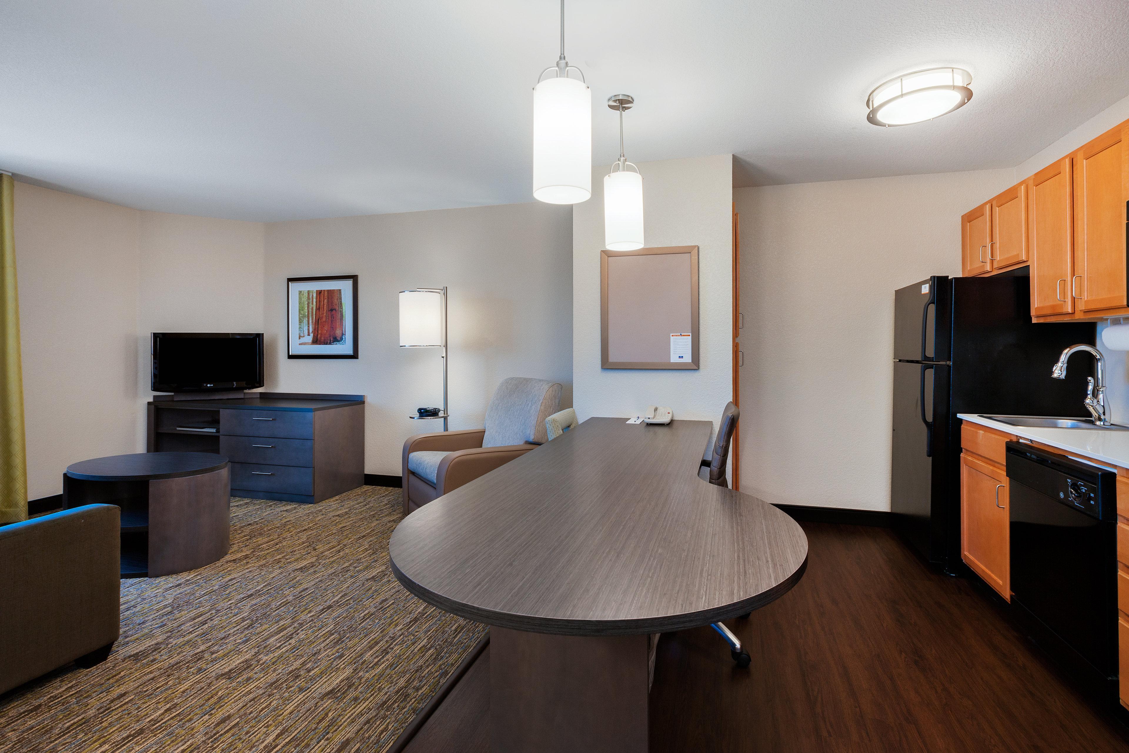 Candlewood Suites Medford By Ihg Extérieur photo
