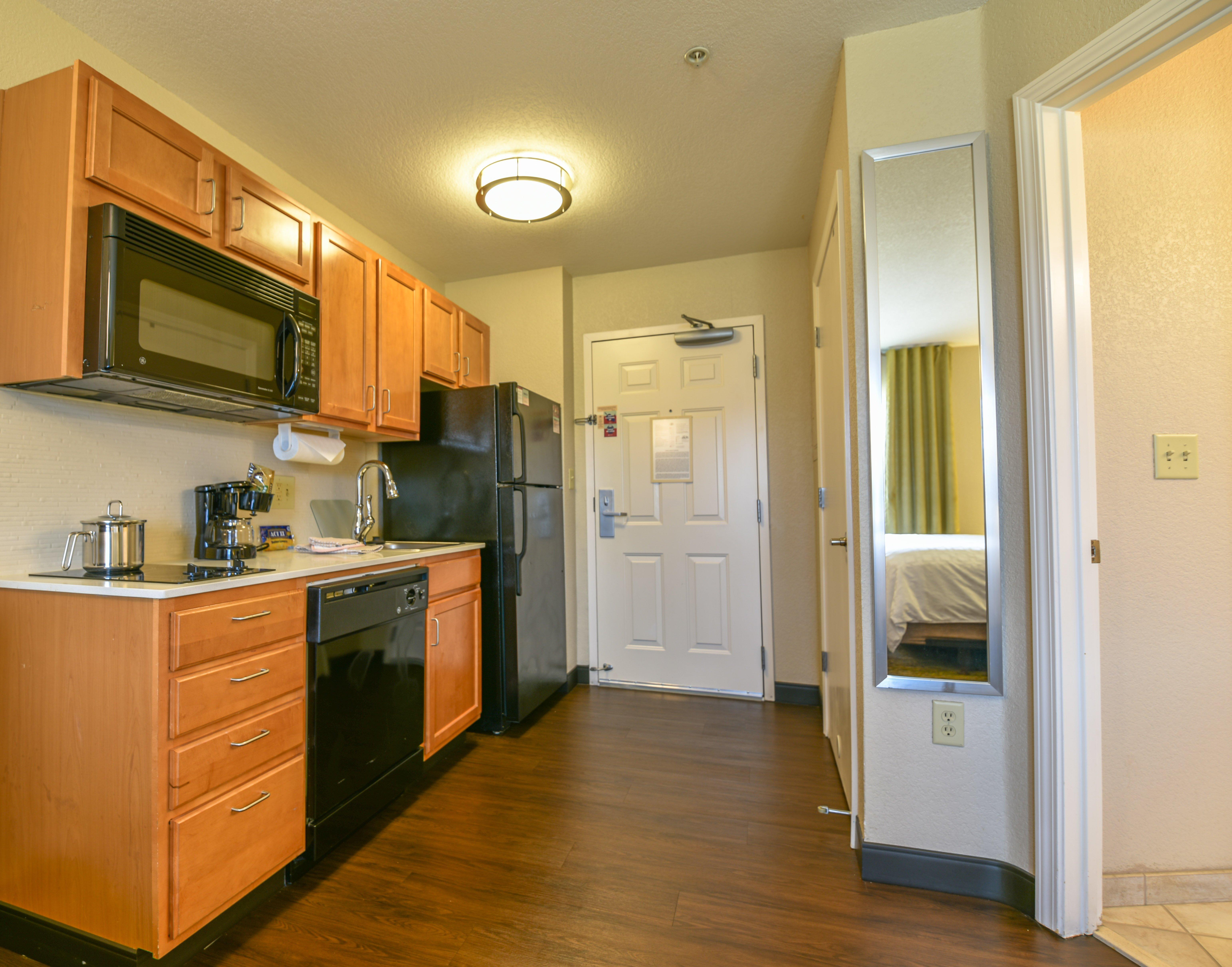 Candlewood Suites Medford By Ihg Extérieur photo