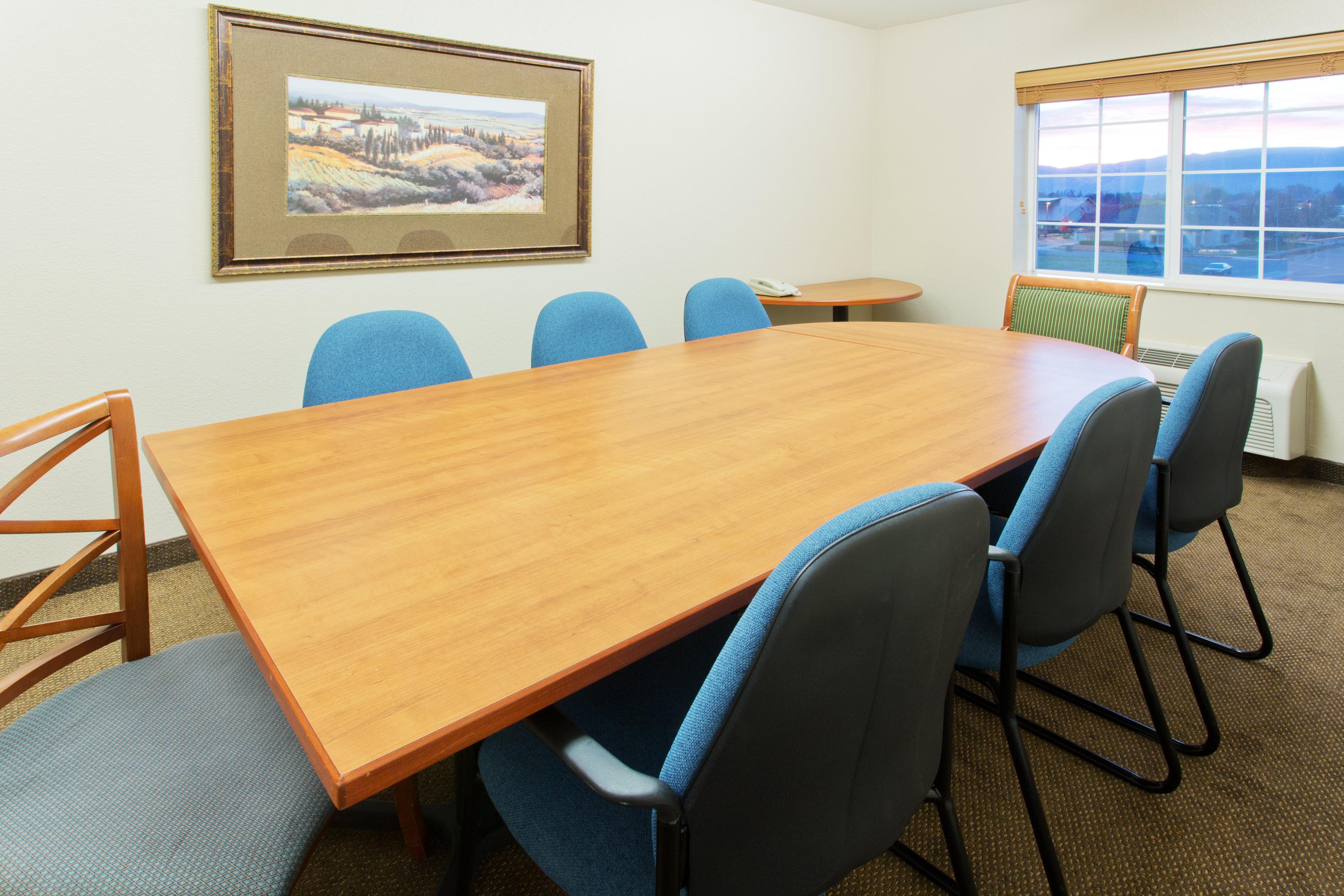 Candlewood Suites Medford By Ihg Extérieur photo