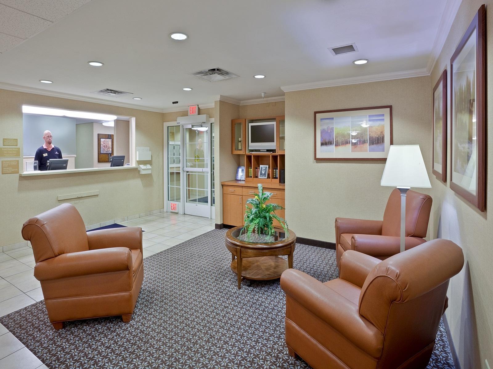 Candlewood Suites Medford By Ihg Extérieur photo