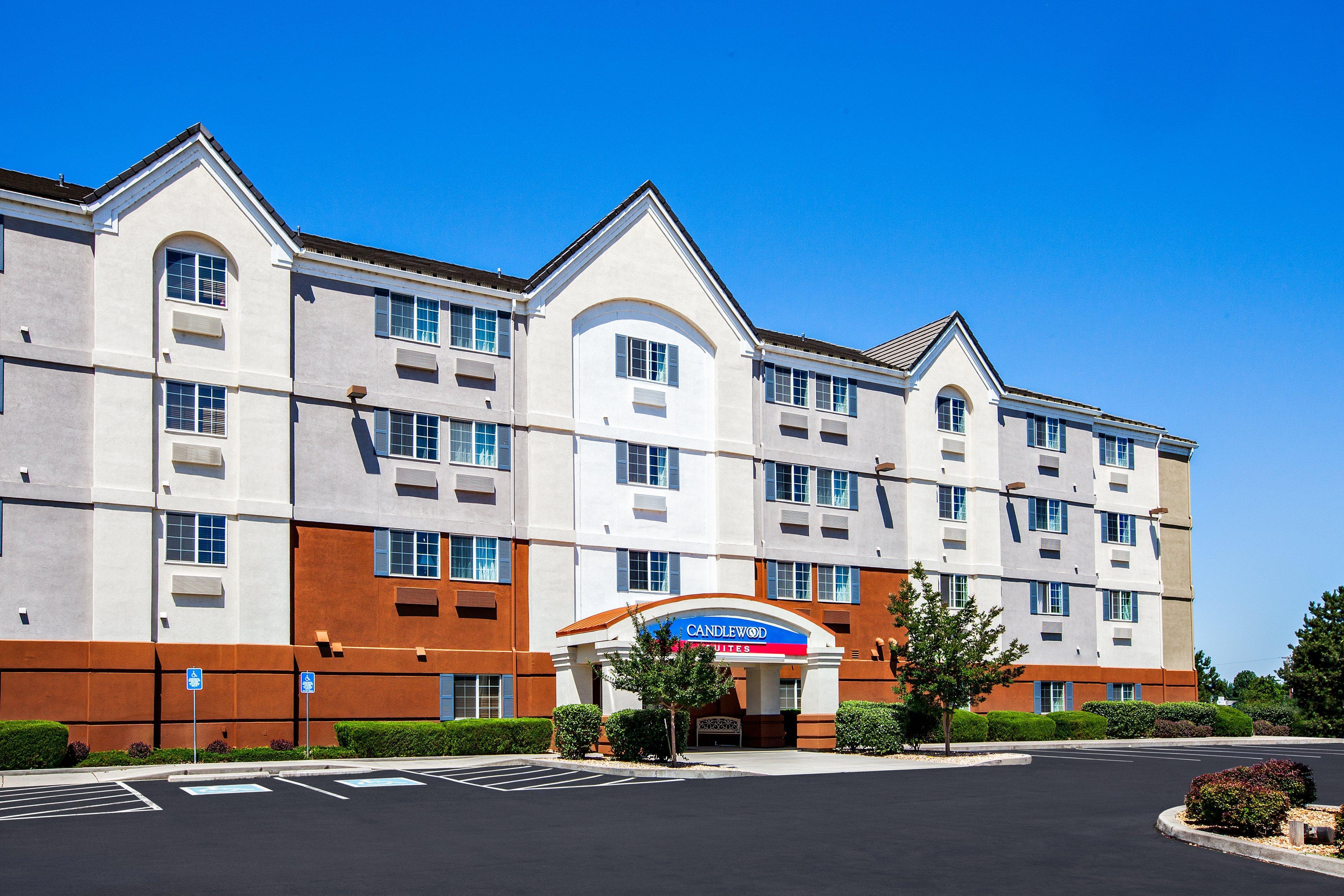 Candlewood Suites Medford By Ihg Extérieur photo