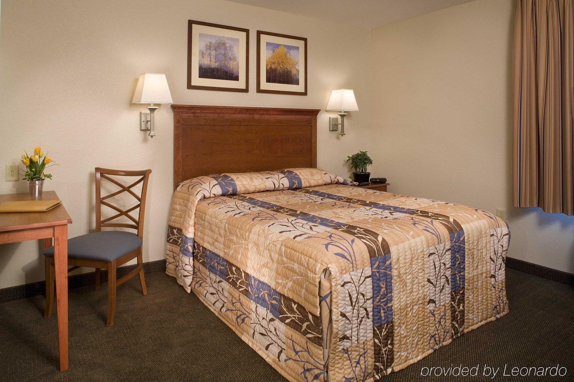 Candlewood Suites Medford By Ihg Extérieur photo
