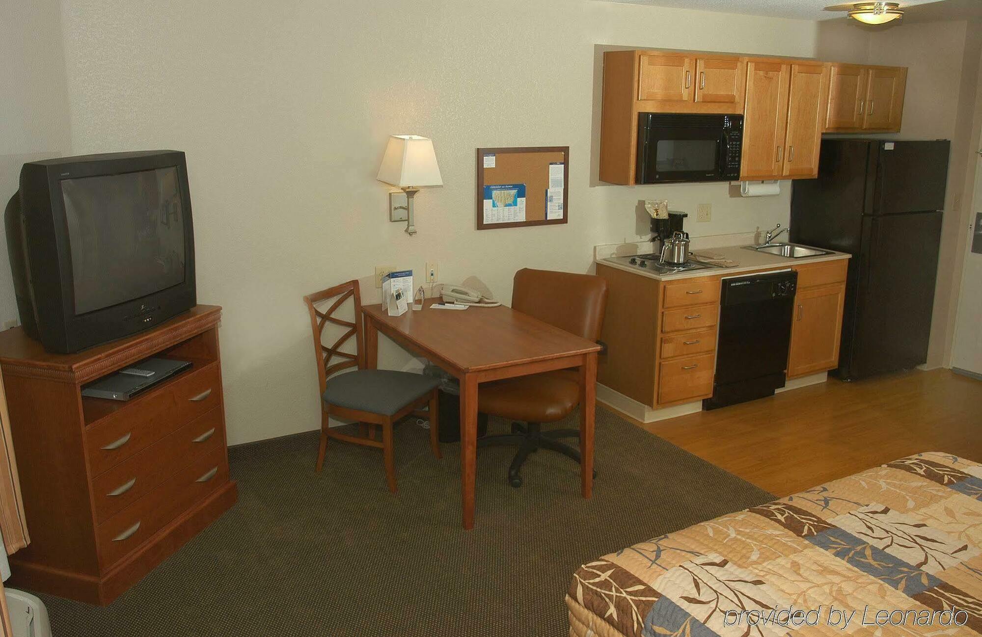 Candlewood Suites Medford By Ihg Extérieur photo