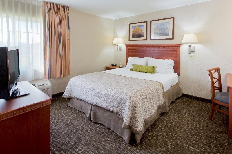 Candlewood Suites Medford By Ihg Extérieur photo